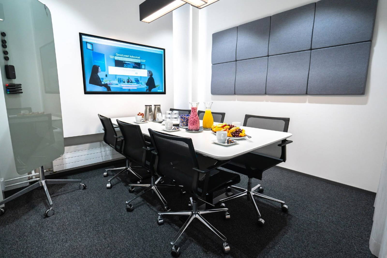 Meeting room for 6 located close to the Helsinki-Vantaa airport, which has great international connections. The room is finished to high specifications and it includes an AV-screen, whiteboard and high speed Wi-FI and office equipment.
