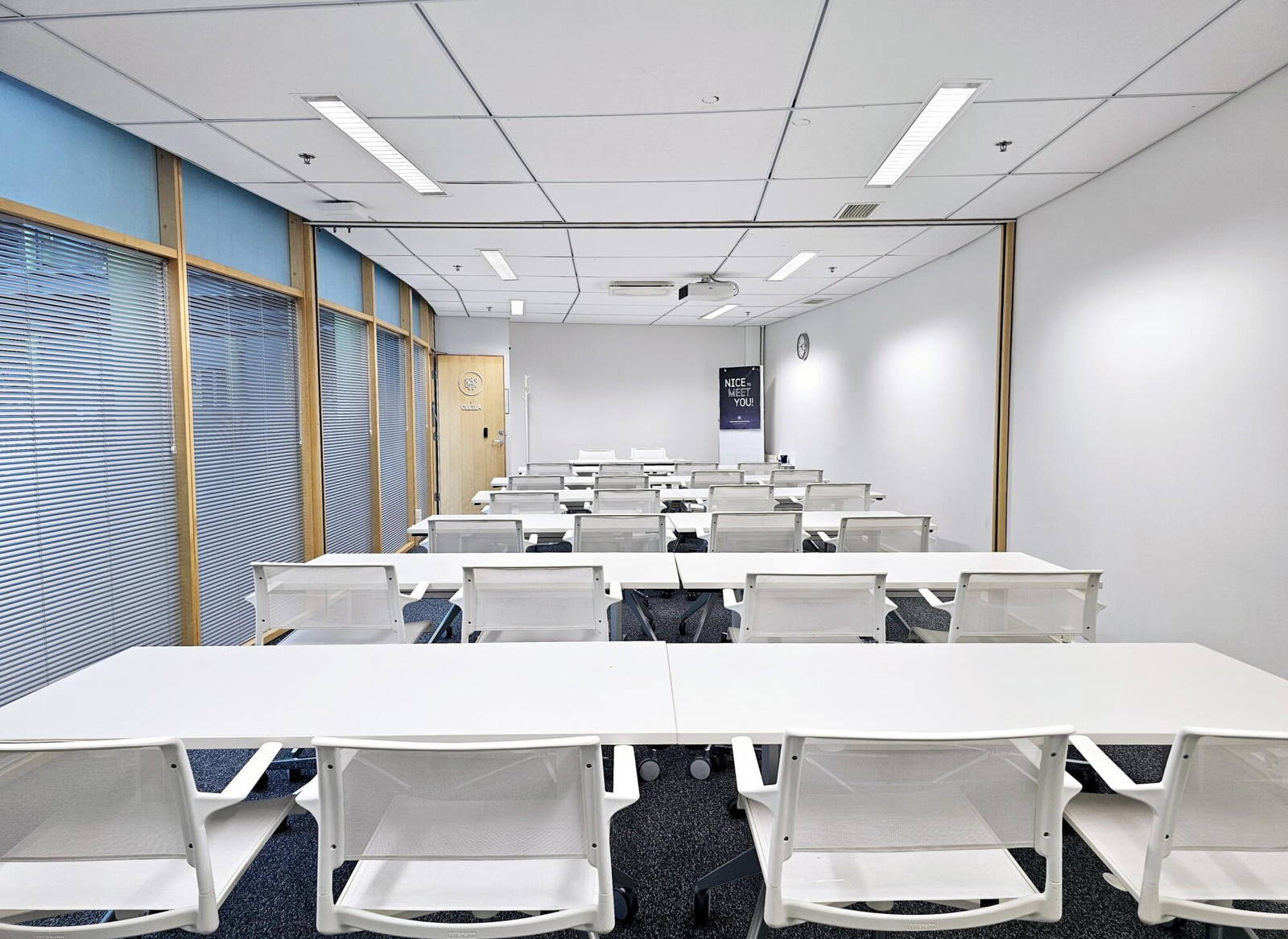 Classroom for 26 persons located next to Aalto University along the Kehä I ring road, offering excellent traffic connections to all directions. Tables can be rearranged also to a diplomat table.